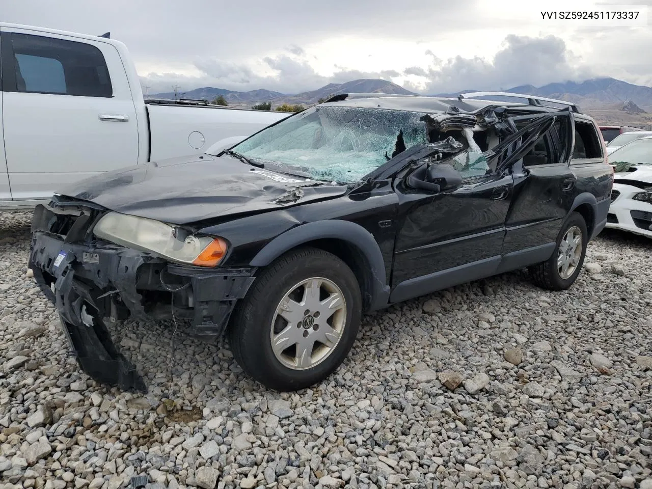 2005 Volvo Xc70 VIN: YV1SZ592451173337 Lot: 76043514