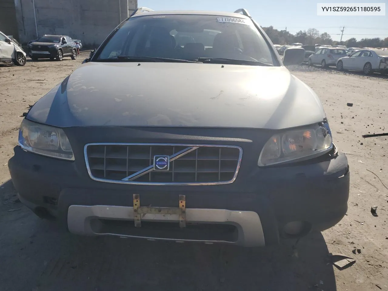 YV1SZ592651180595 2005 Volvo Xc70