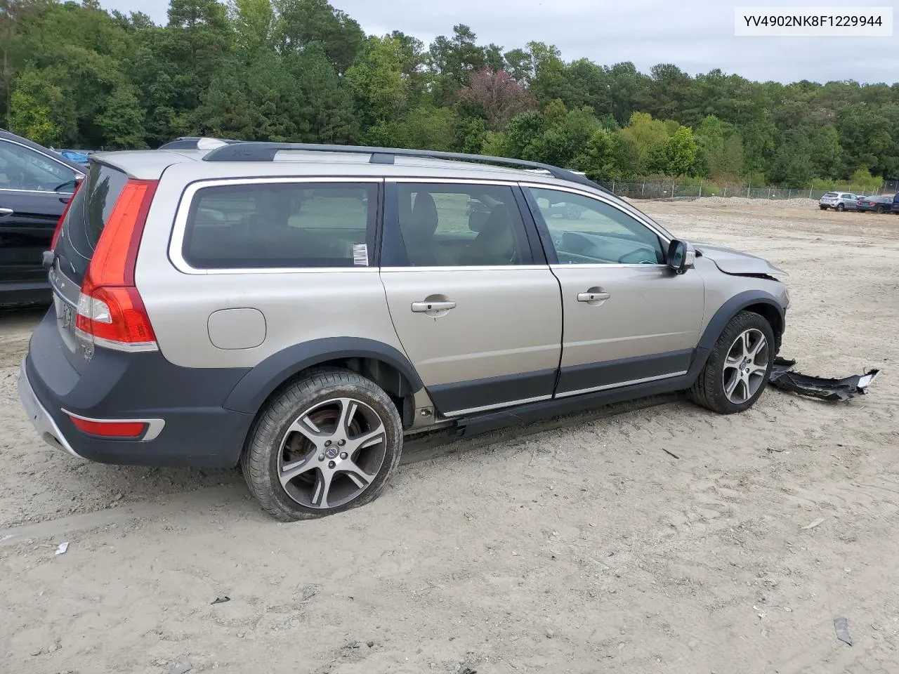 YV4902NK8F1229944 2015 Volvo Xc70 T6 Premier