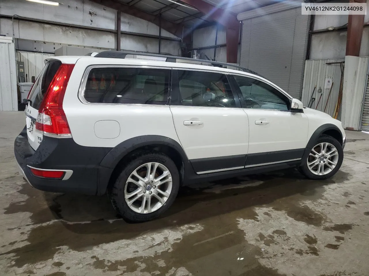 2016 Volvo Xc70 T5 Premier VIN: YV4612NK2G1244098 Lot: 74036404