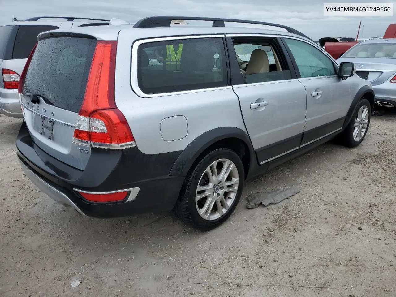 2016 Volvo Xc70 T5 Platinum VIN: YV440MBM4G1249556 Lot: 76005364