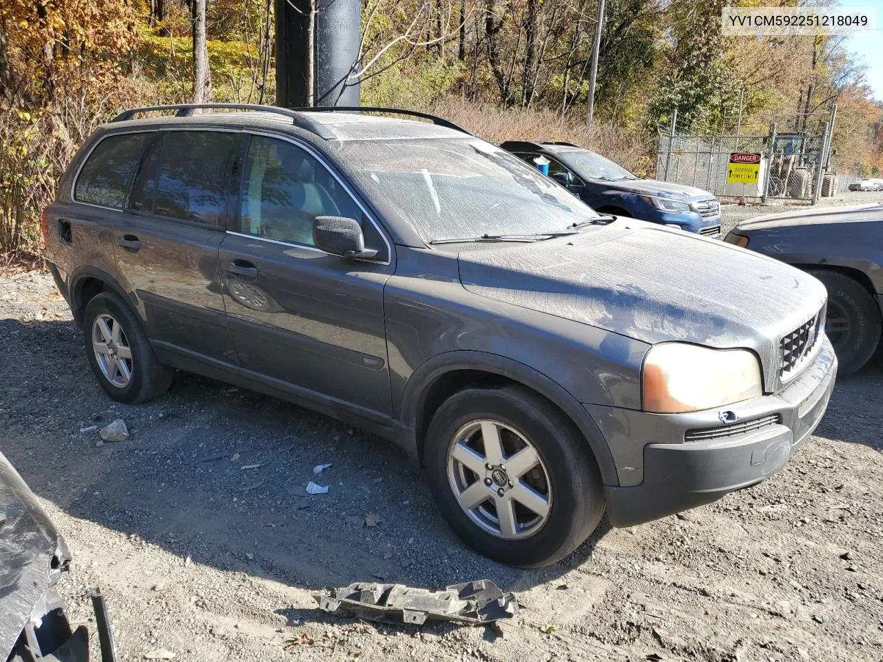 YV1CM592251218049 2005 Volvo Xc90