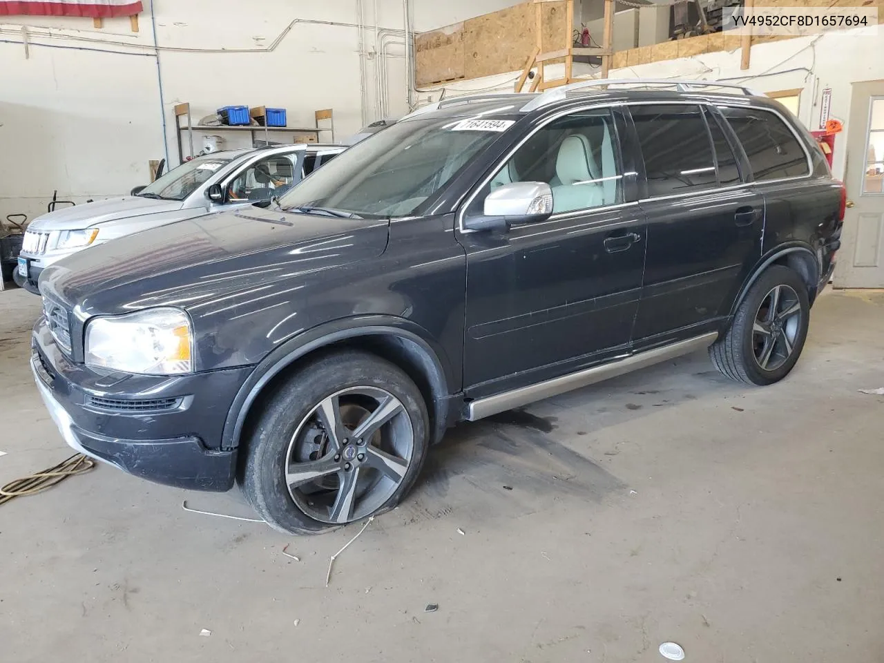 YV4952CF8D1657694 2013 Volvo Xc90 R Design