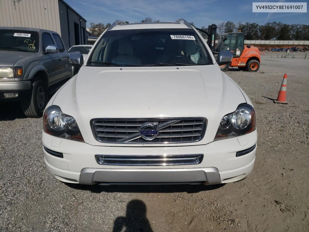 YV4952CY8E1691007 2014 Volvo Xc90 3.2