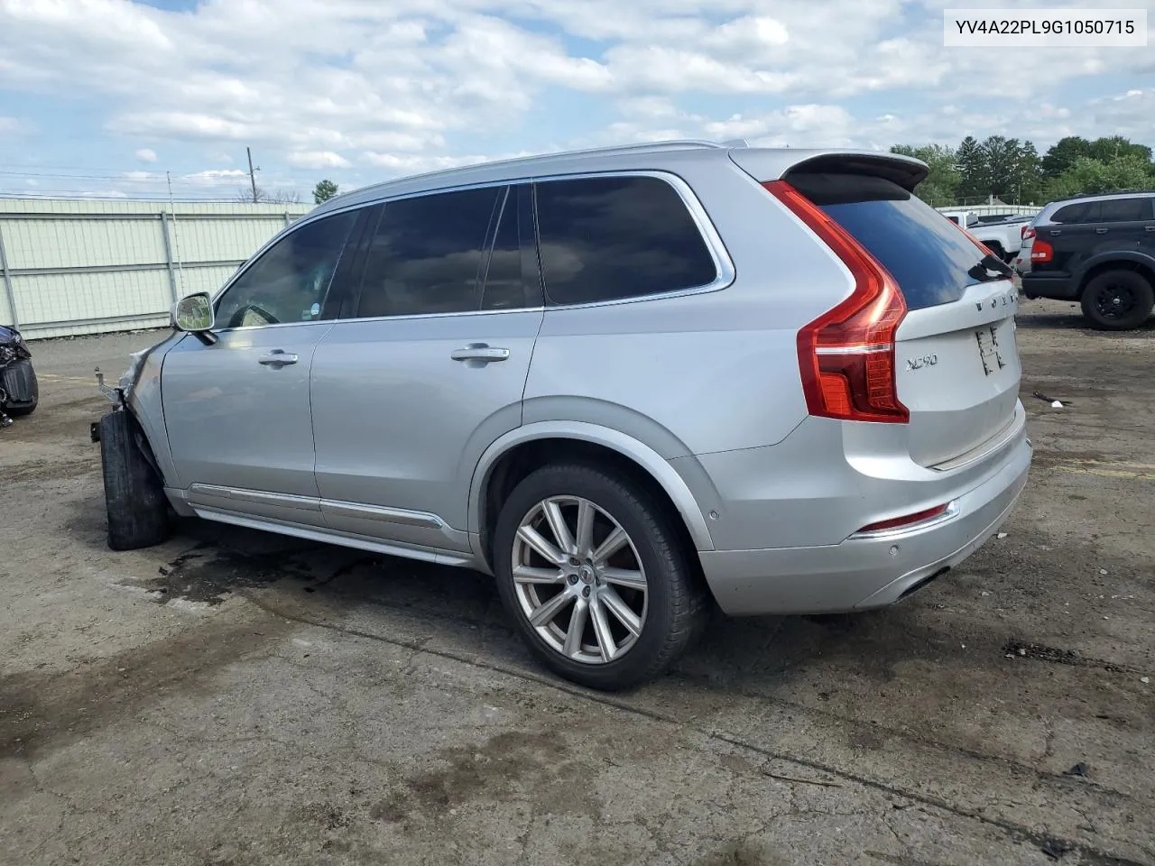 2016 Volvo Xc90 T6 VIN: YV4A22PL9G1050715 Lot: 62892494