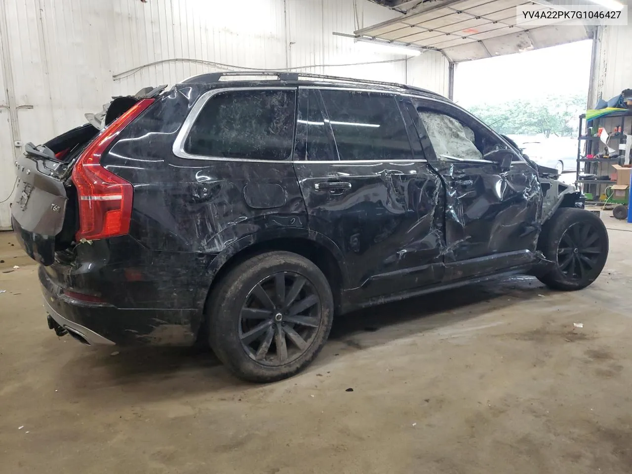 2016 Volvo Xc90 T6 VIN: YV4A22PK7G1046427 Lot: 69740634