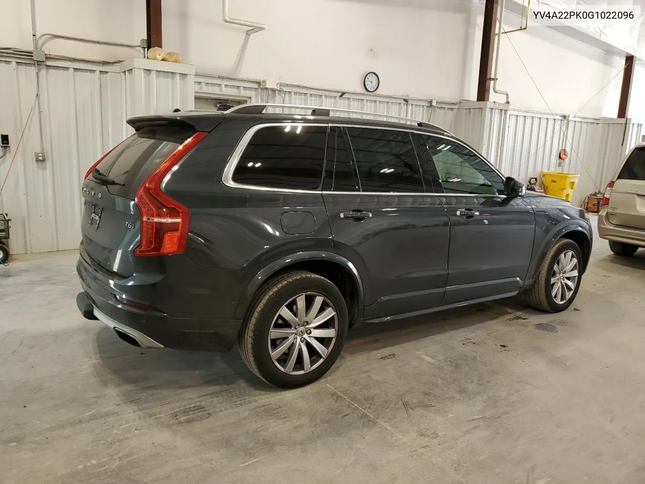 2016 Volvo Xc90 T6 VIN: YV4A22PK0G1022096 Lot: 70758724