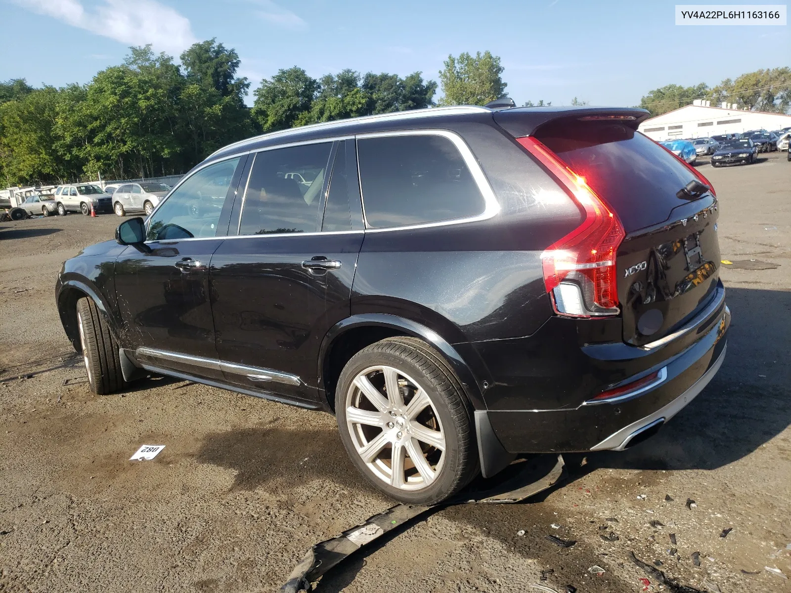 YV4A22PL6H1163166 2017 Volvo Xc90 T6