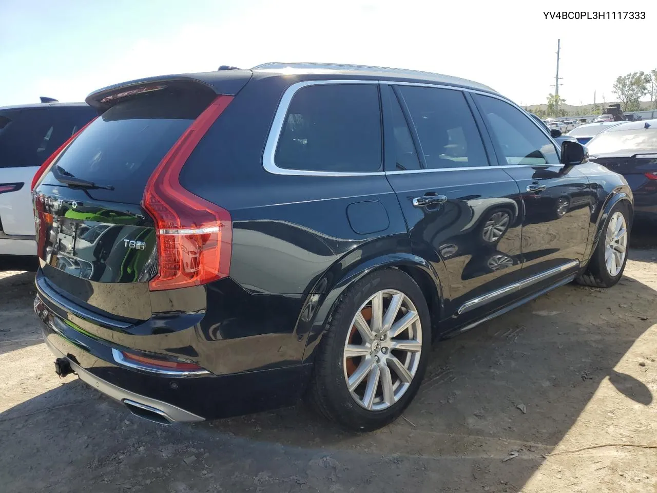 2017 Volvo Xc90 T8 VIN: YV4BC0PL3H1117333 Lot: 74010594