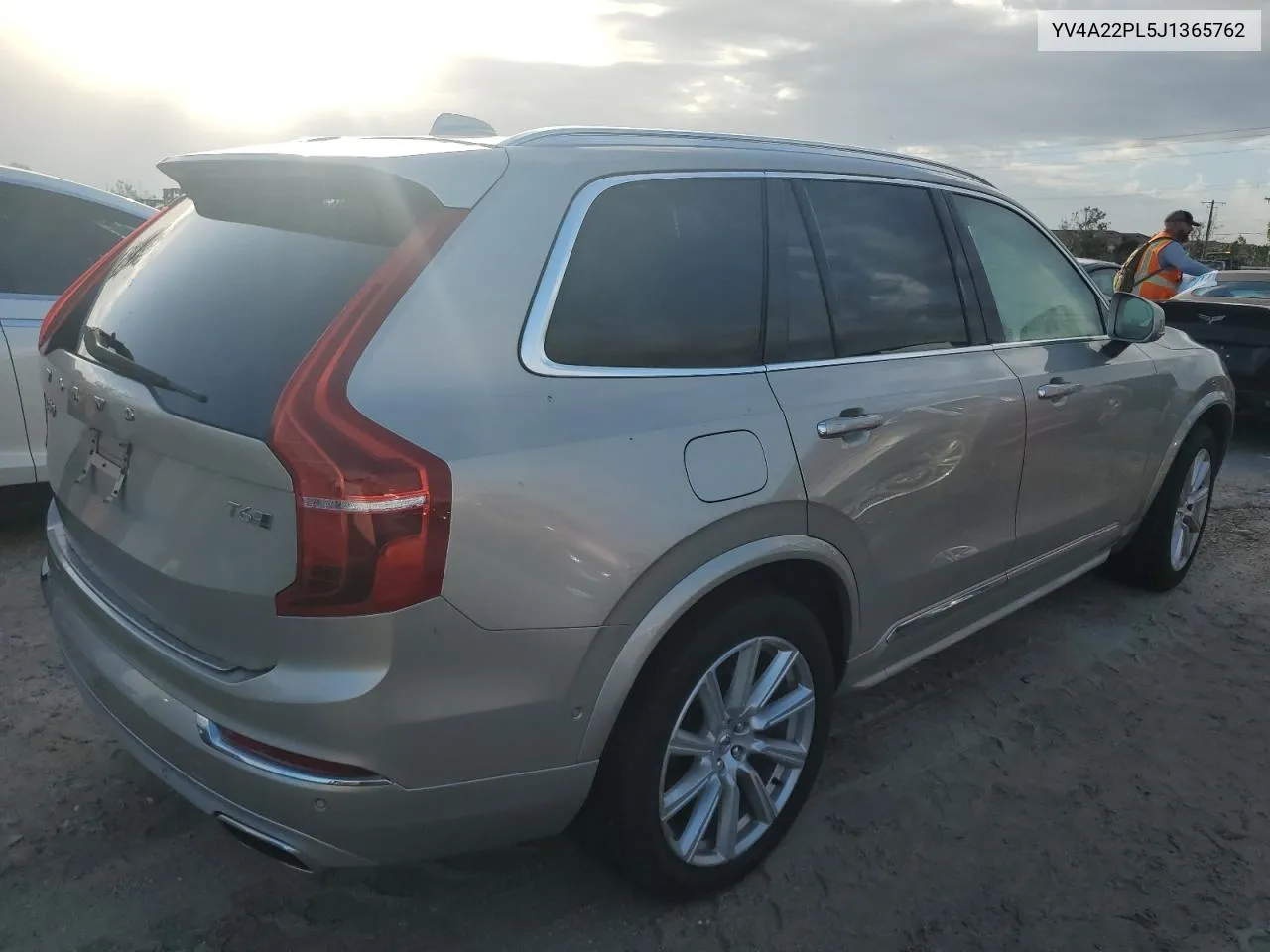 2018 Volvo Xc90 T6 VIN: YV4A22PL5J1365762 Lot: 74956704