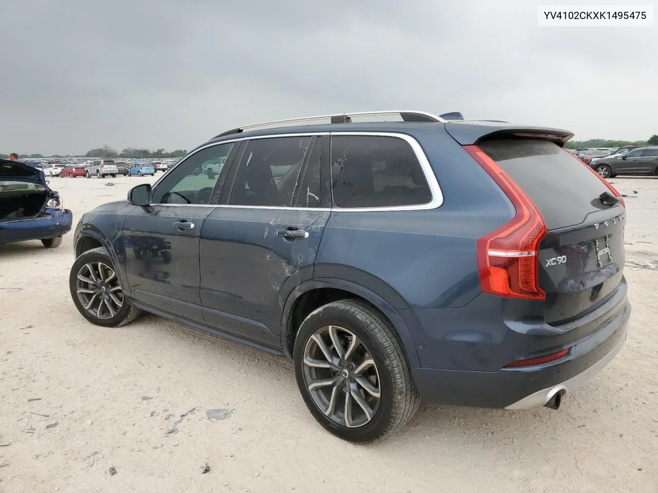 2019 Volvo Xc90 T5 Momentum VIN: YV4102CKXK1495475 Lot: 56095484