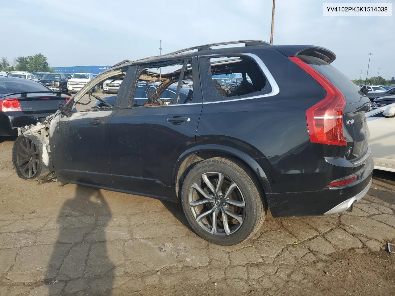 2019 Volvo Xc90 T5 Momentum VIN: YV4102PK5K1514038 Lot: 64980164