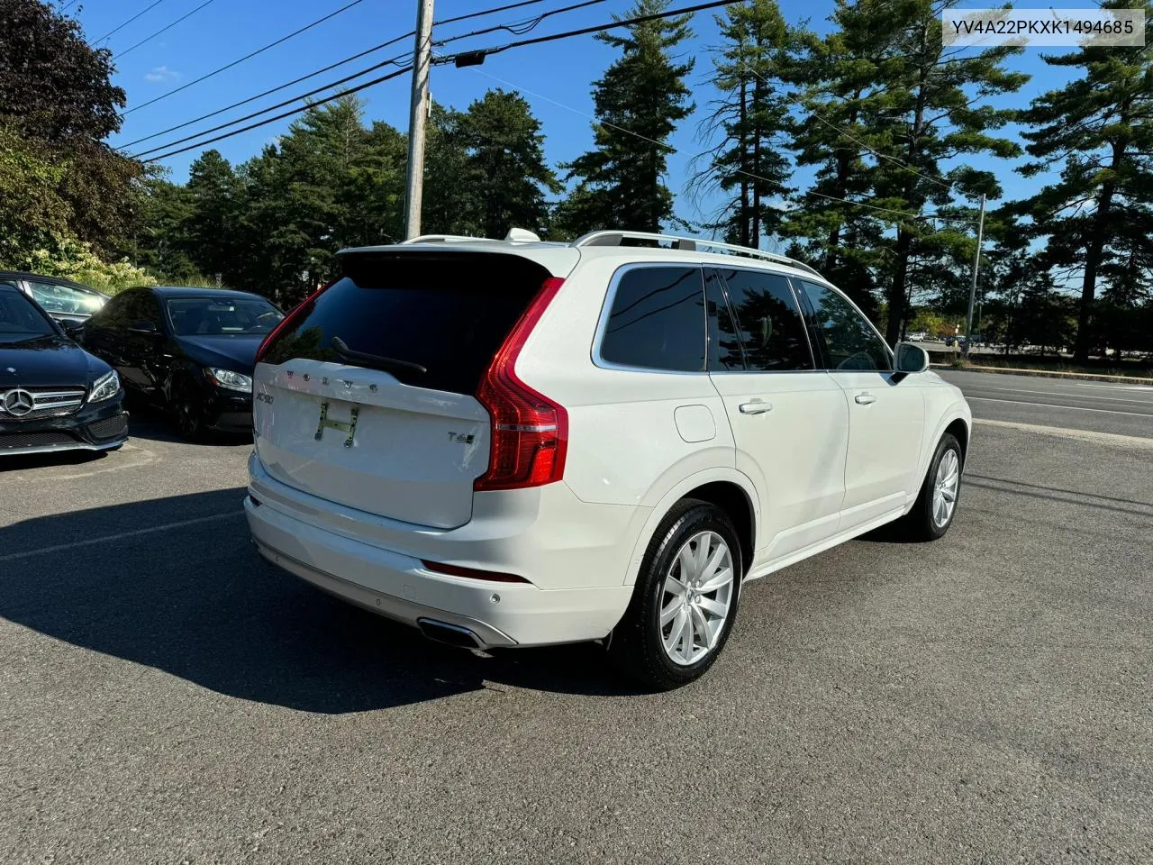 YV4A22PKXK1494685 2019 Volvo Xc90 T6 Momentum