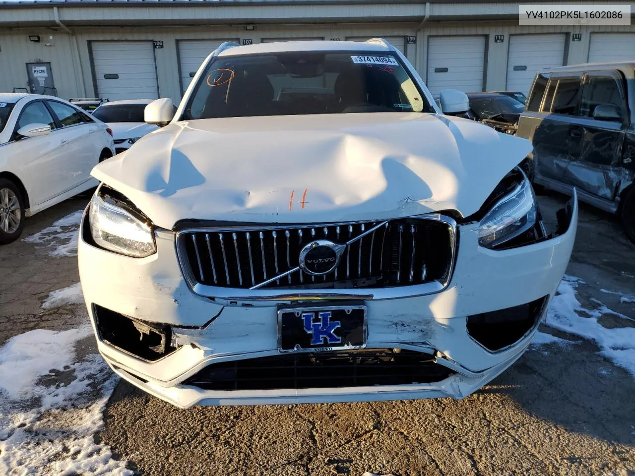 2020 Volvo Xc90 T5 Momentum VIN: YV4102PK5L1602086 Lot: 37414094