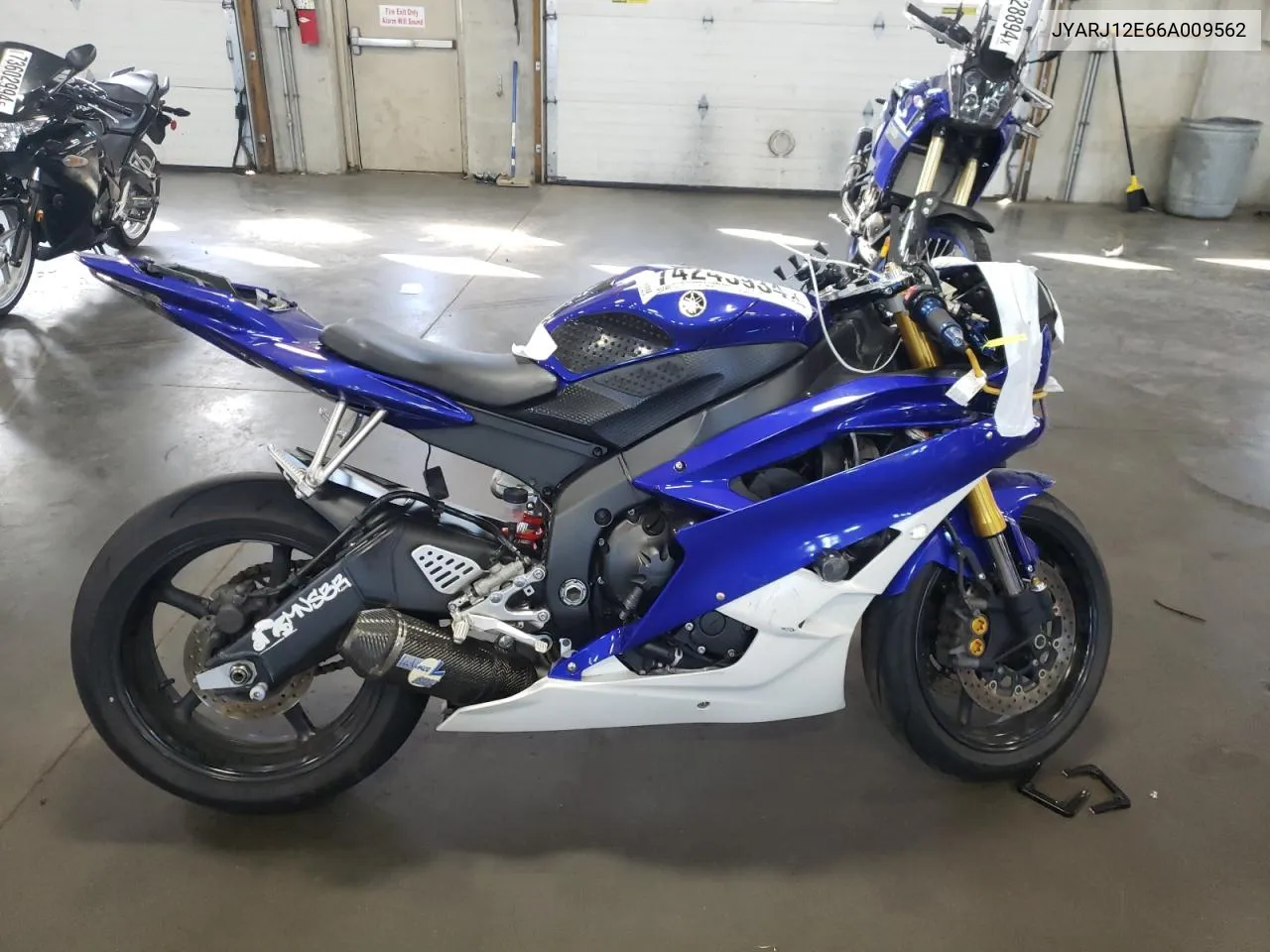 JYARJ12E66A009562 2006 Yamaha Yzfr6 L