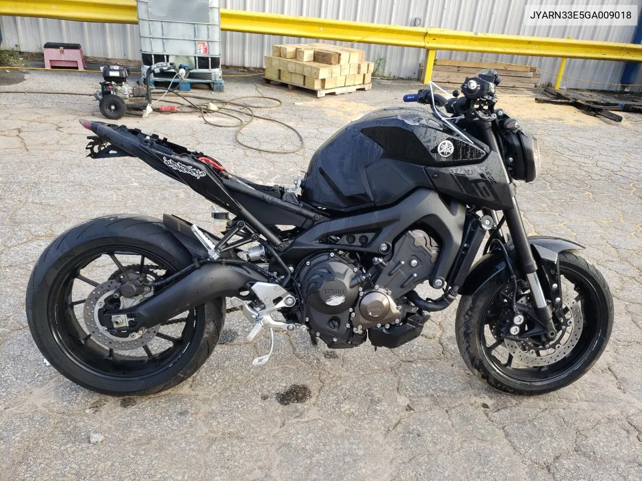 2016 Yamaha Fz09 VIN: JYARN33E5GA009018 Lot: 73415624