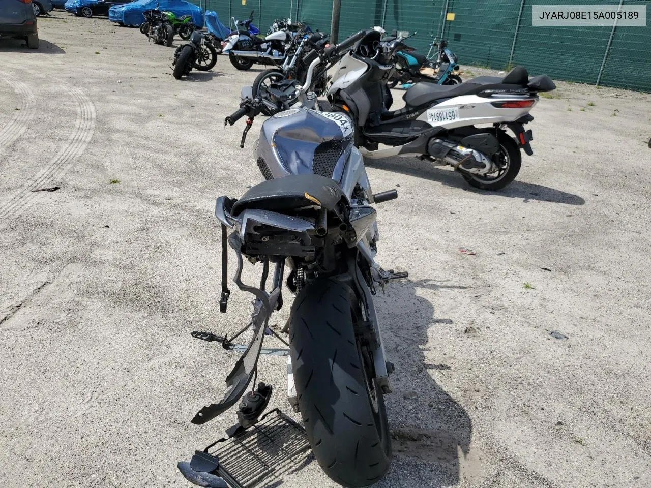 2005 Yamaha Fz6 S VIN: JYARJ08E15A005189 Lot: 71603804