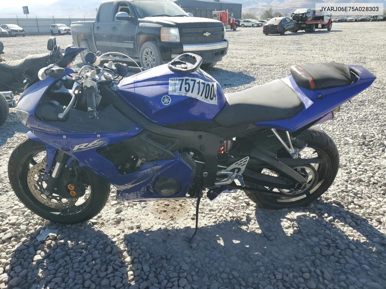 2005 Yamaha Yzfr6 L VIN: JYARJ06E75A028303 Lot: 75717004