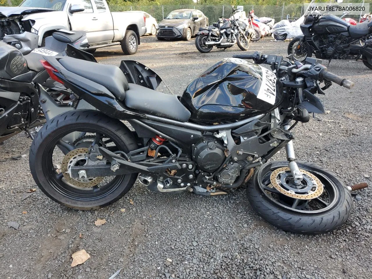 2011 Yamaha Fz6 R VIN: JYARJ18E7BA006820 Lot: 67463274