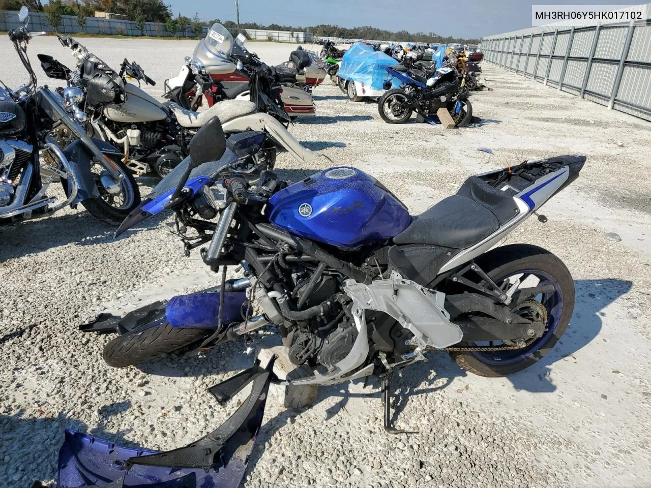 2017 Yamaha Yzfr3 VIN: MH3RH06Y5HK017102 Lot: 74321514