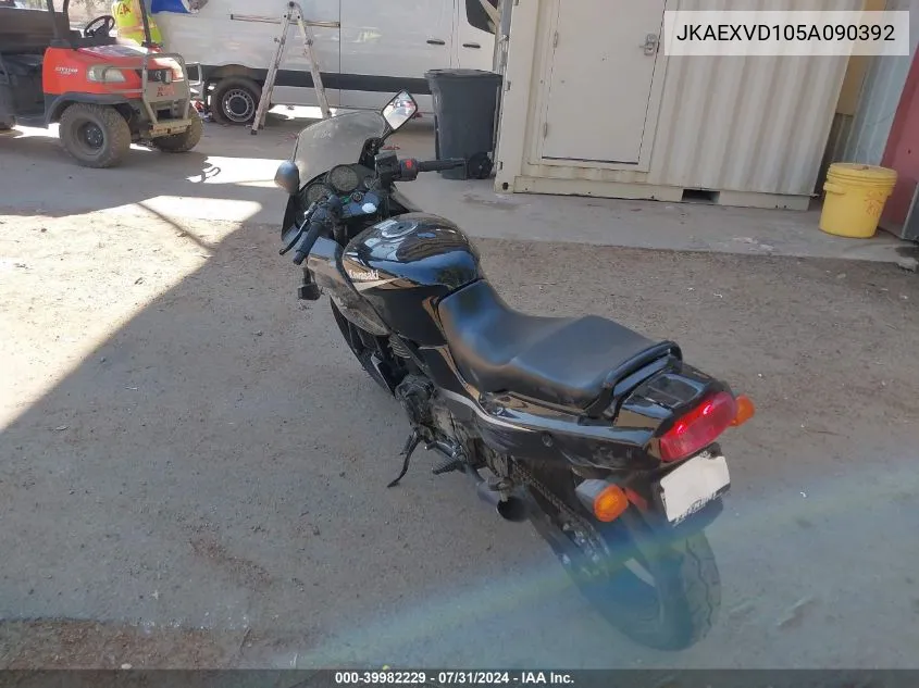 2005 Kawasaki Ex500 D VIN: JKAEXVD105A090392 Lot: 39982229