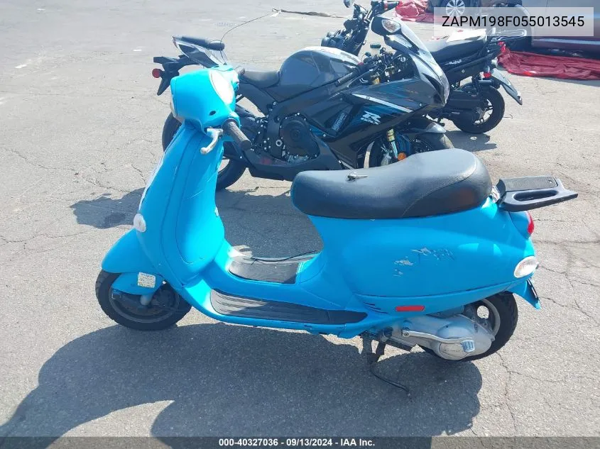 2005 Vespa M198F VIN: ZAPM198F055013545 Lot: 40327036