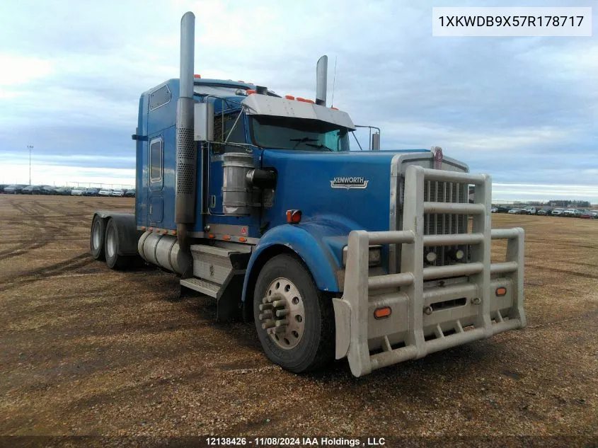 2007 Kenworth Construction W900 VIN: 1XKWDB9X57R178717 Lot: 12138426