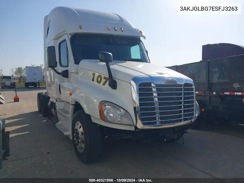 3AKJGLBG7ESFJ3263 2014 Freightliner Cascadia 125