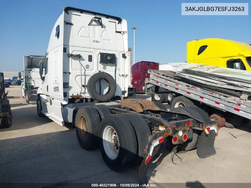 2014 Freightliner Cascadia 125 VIN: 3AKJGLBG7ESFJ3263 Lot: 40321906