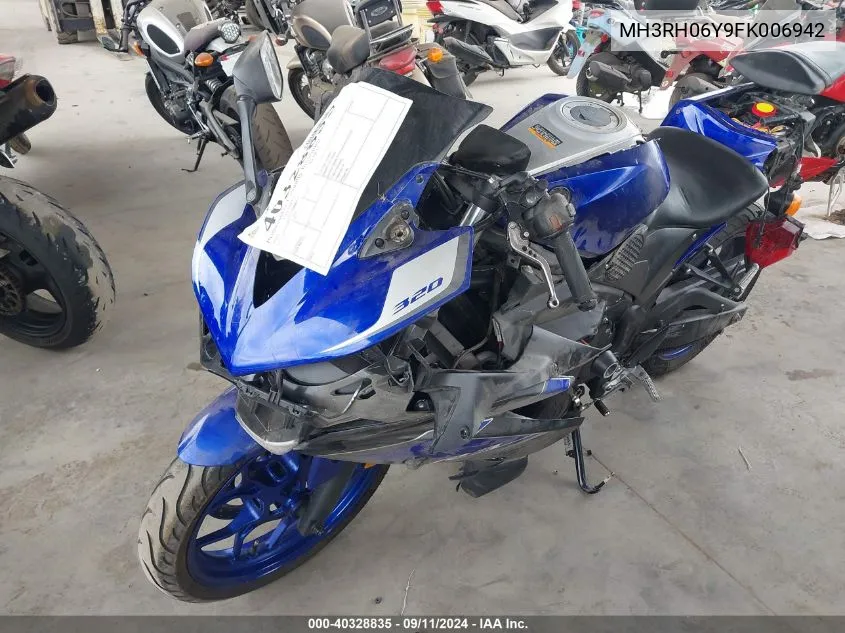 MH3RH06Y9FK006942 2015 Yamaha Yzfr3