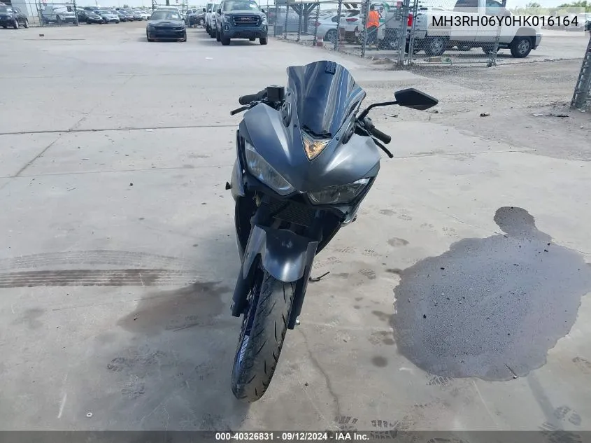 MH3RH06Y0HK016164 2017 Yamaha Yzfr3