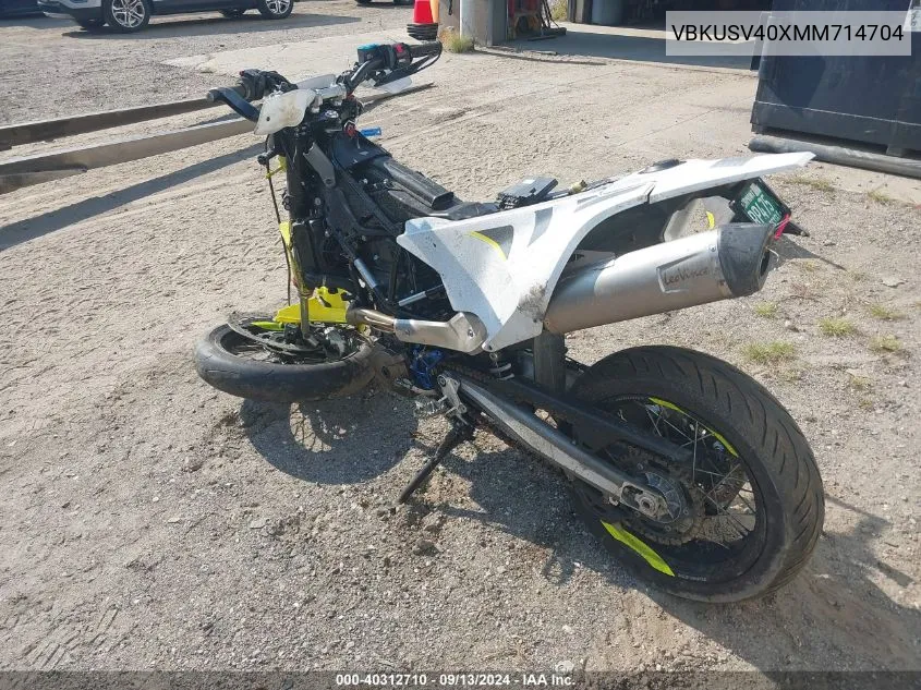 VBKUSV40XMM714704 2021 Husqvarna Supermoto 701