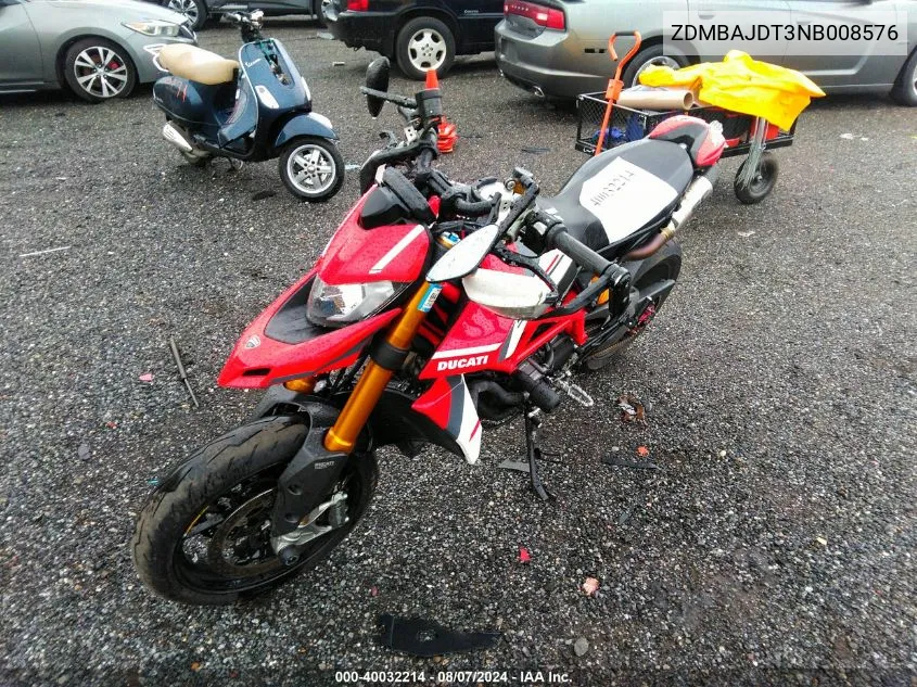 2022 Ducati Hypermotard 950/950 Sp VIN: ZDMBAJDT3NB008576 Lot: 40032214