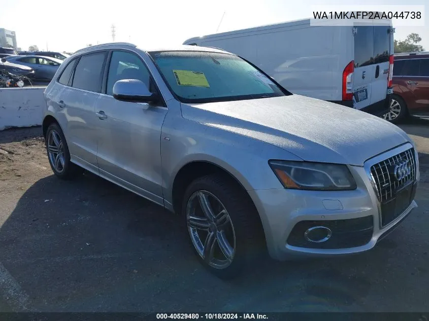 2010 Audi Q5 3.2 Premium VIN: WA1MKAFP2AA044738 Lot: 40529480