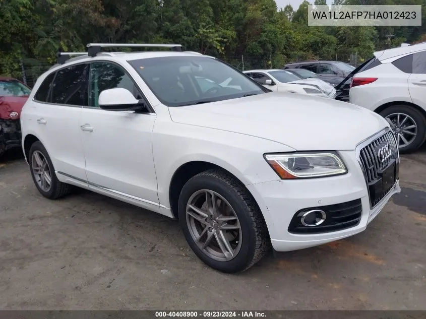 WA1L2AFP7HA012423 2017 Audi Q5 2.0T Premium