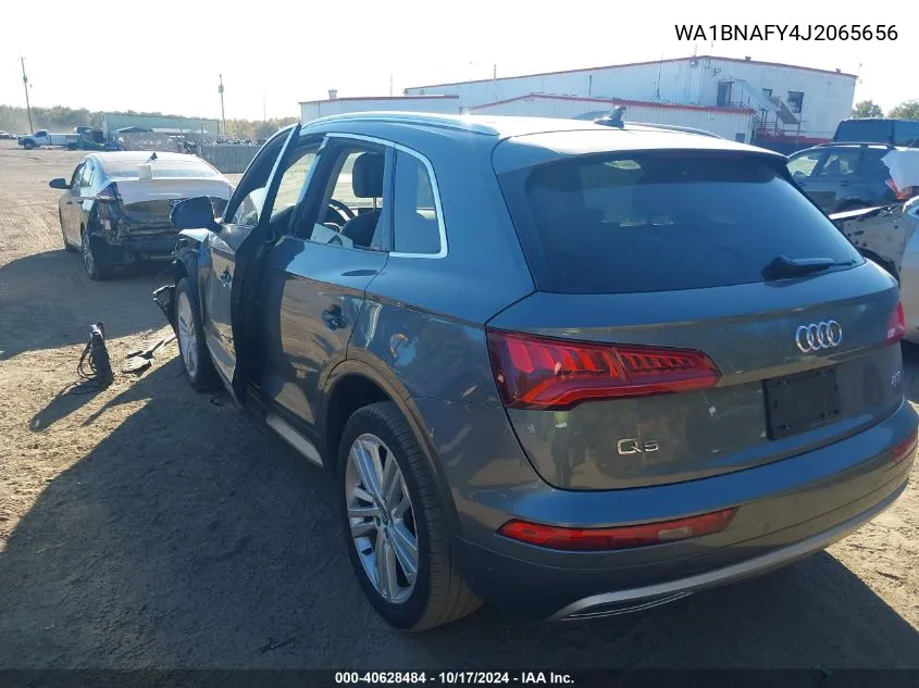 2018 Audi Q5 2.0T Premium/2.0T Tech Premium VIN: WA1BNAFY4J2065656 Lot: 40628484