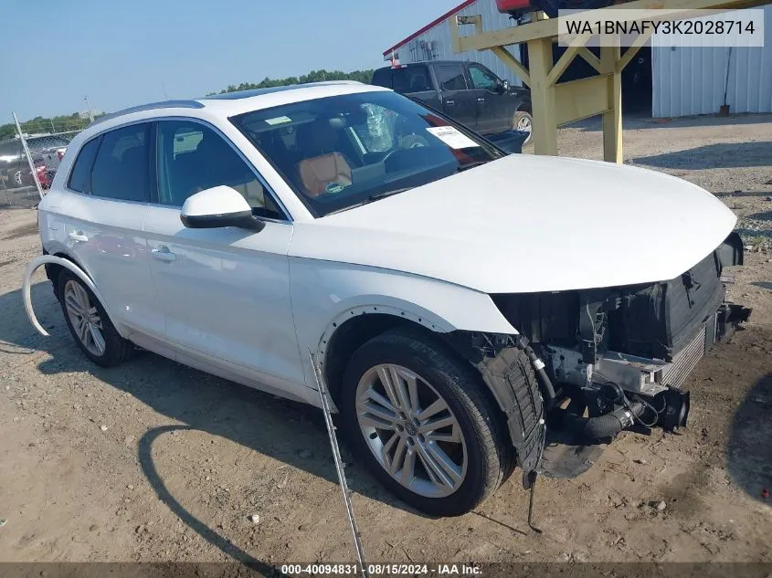 WA1BNAFY3K2028714 2019 Audi Q5 45 Premium