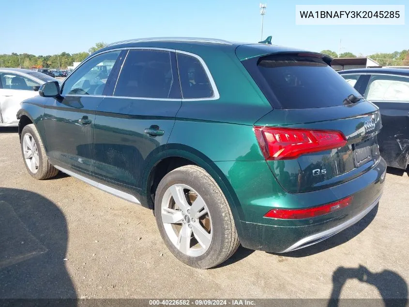 WA1BNAFY3K2045285 2019 Audi Q5 45 Premium