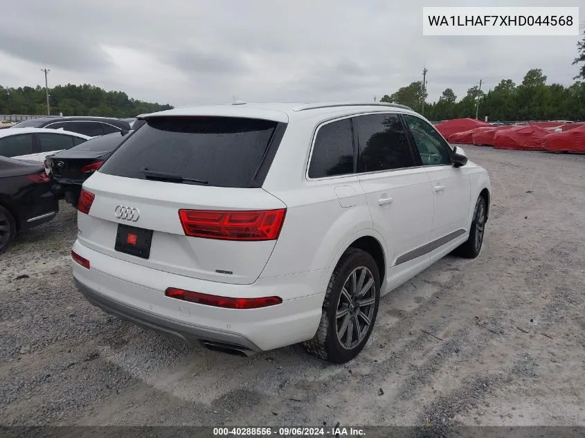 2017 Audi Q7 Premium Plus VIN: WA1LHAF7XHD044568 Lot: 40288556