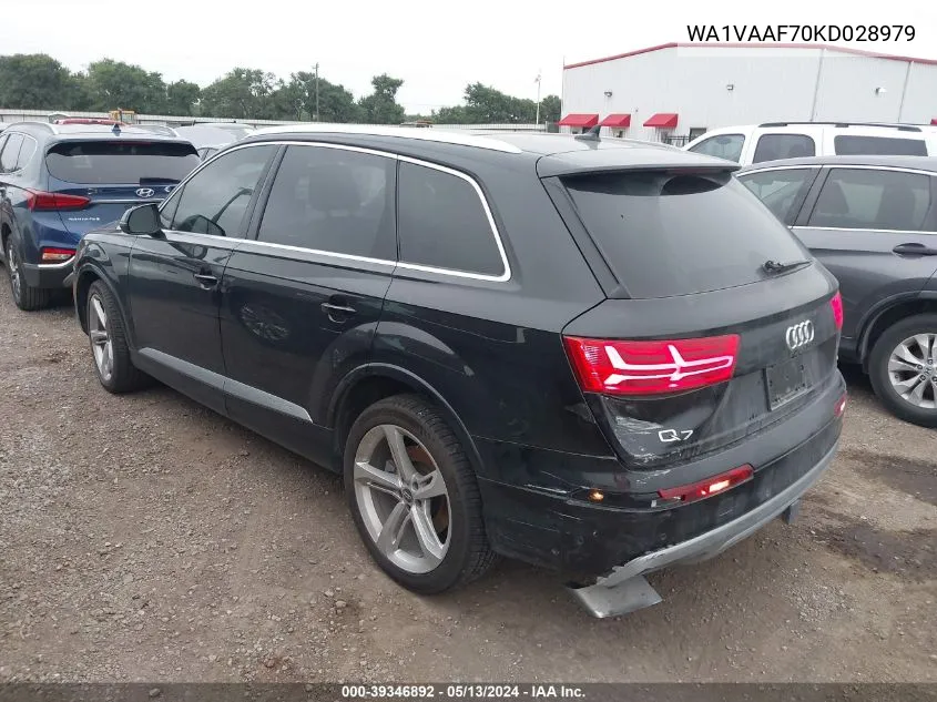 WA1VAAF70KD028979 2019 Audi Q7 55 Premium