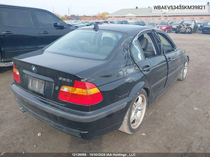 2005 BMW 3 Series VIN: WBAEV53435KM39821 Lot: 12136958