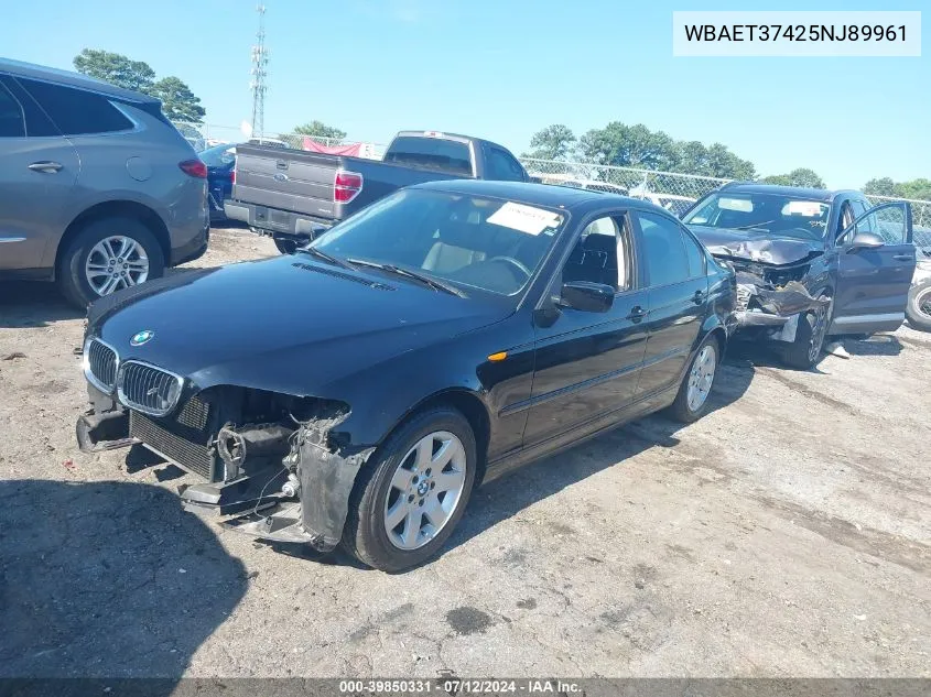 2005 BMW 325I VIN: WBAET37425NJ89961 Lot: 39850331