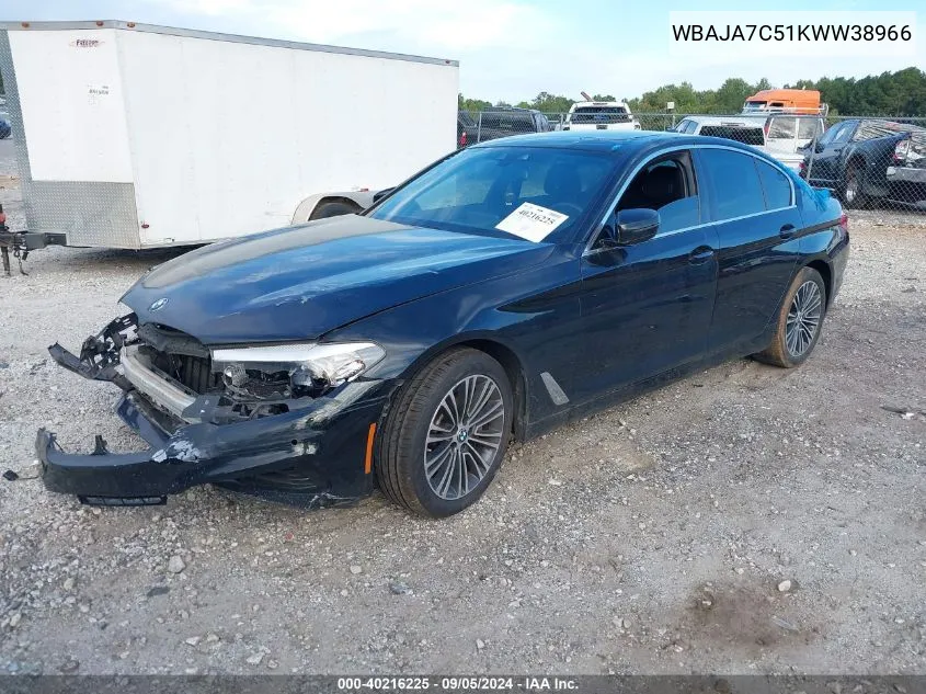 2019 BMW 530 Xi VIN: WBAJA7C51KWW38966 Lot: 40216225