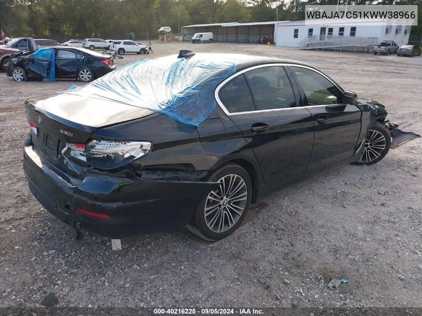 2019 BMW 530 Xi VIN: WBAJA7C51KWW38966 Lot: 40216225