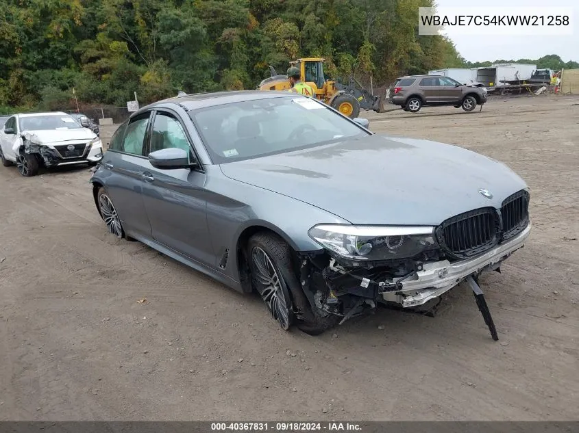 WBAJE7C54KWW21258 2019 BMW 540I xDrive