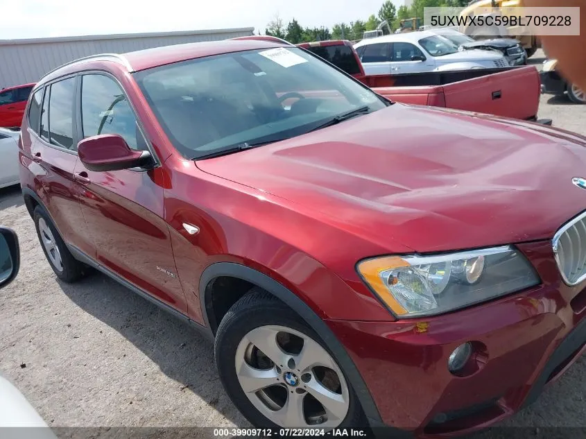 2011 BMW X3 xDrive28I VIN: 5UXWX5C59BL709228 Lot: 39909712