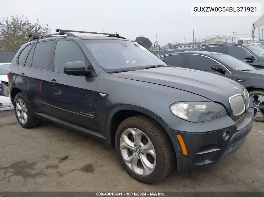 2011 BMW X5 xDrive35D VIN: 5UXZW0C54BL371921 Lot: 40618631