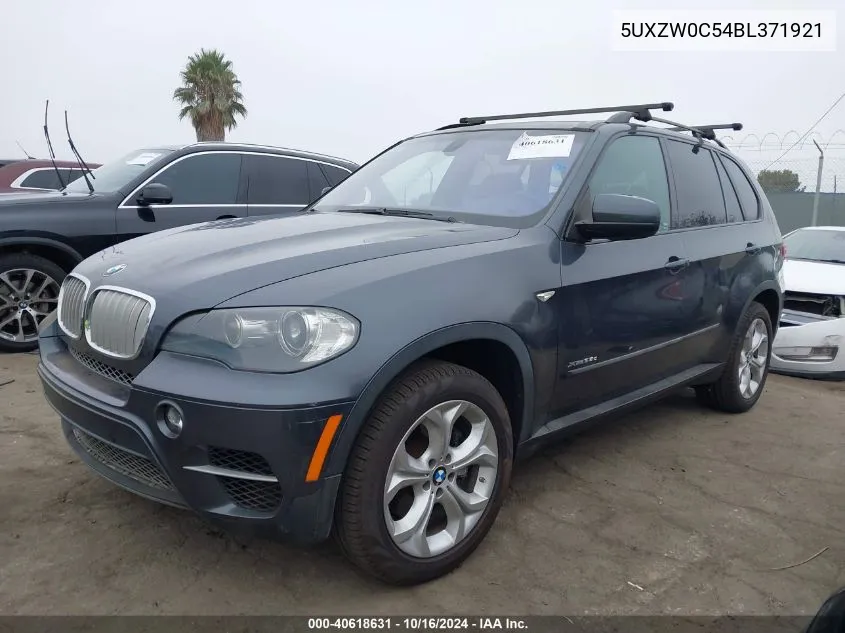 2011 BMW X5 xDrive35D VIN: 5UXZW0C54BL371921 Lot: 40618631