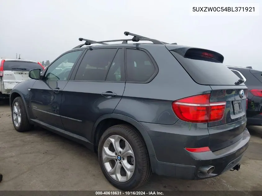 2011 BMW X5 xDrive35D VIN: 5UXZW0C54BL371921 Lot: 40618631