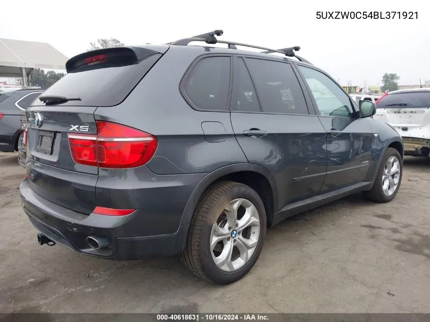 2011 BMW X5 xDrive35D VIN: 5UXZW0C54BL371921 Lot: 40618631